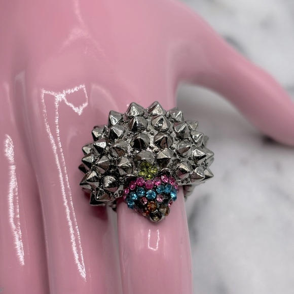 Gunmetal, Silver tone & Multi Crystal Chunky Hedgehog Animal Stretch‎ Band Ring - Picture 2 of 8